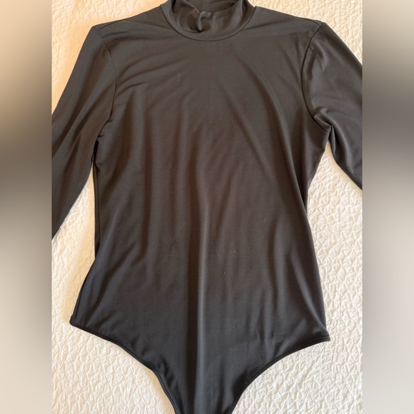 Abercrombie & Fitch Soft A&F Turtleneck Bodysuit – Black, Size XL - Picture 5 of 10
